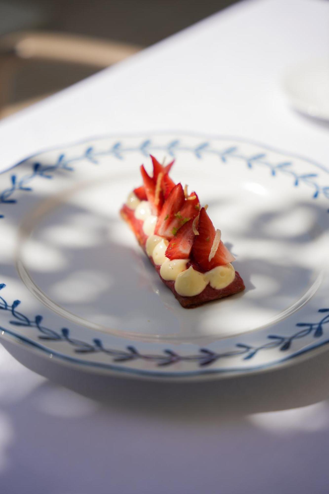 Relais De Chambord, A Small Luxury Of The World 4*